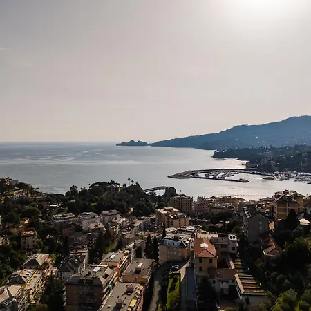 - Vista Mare Con Letto A Castello Rapallo