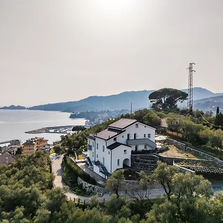 Apartment - Vista Mare Con Letto A Castello *